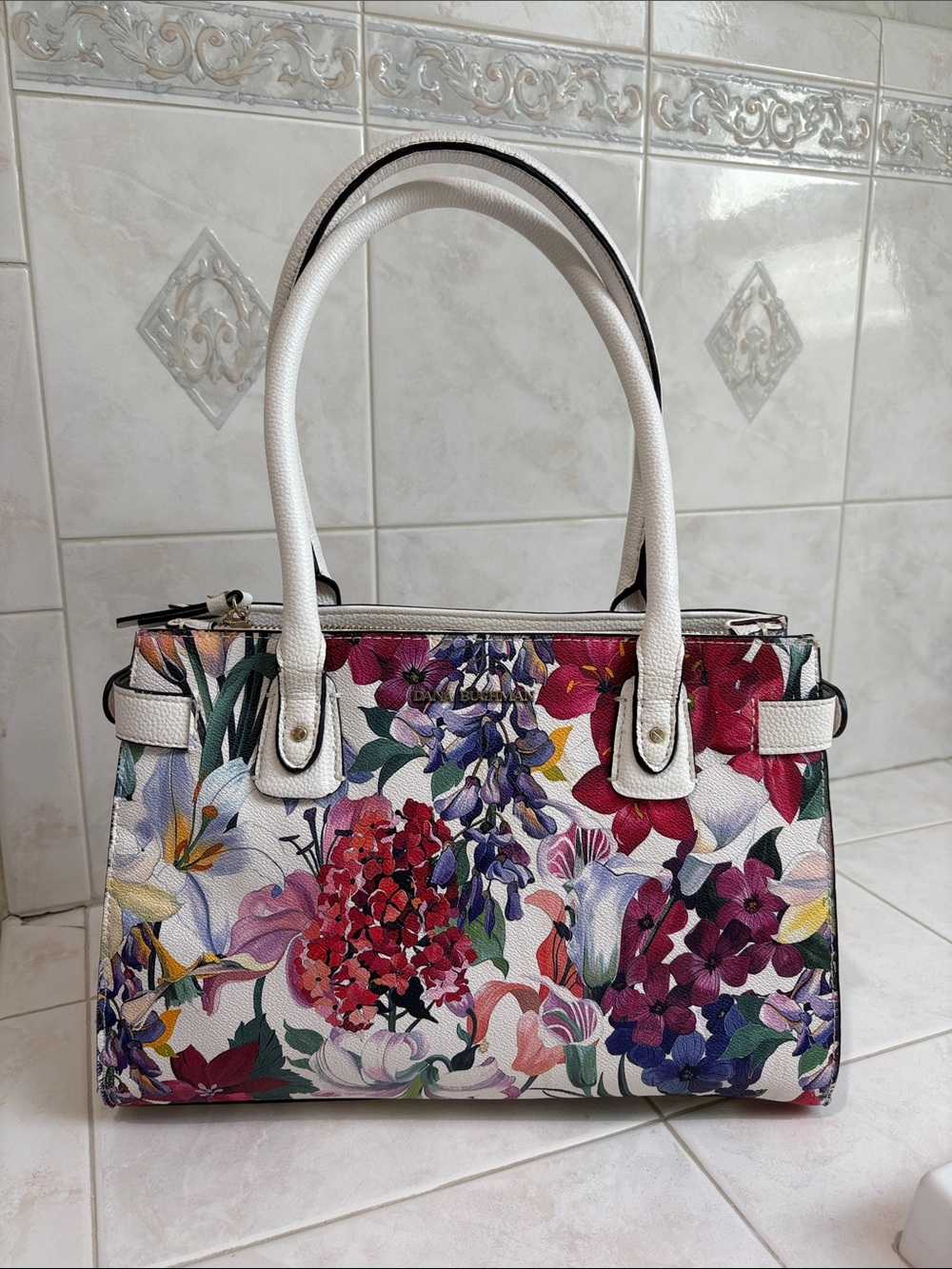 Dana Buchman’s White Floral Satchel Faux Leather Handbag/ Fashion Tote